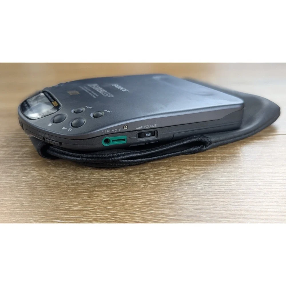 Sony Discman D-321 CD Player TESTED WORKING damaged AVLS Function *READ*